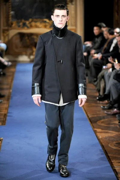 Look 5